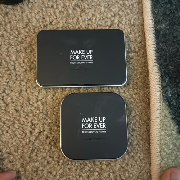 Makeup forever powder compact and HD powder - Picture 2 of 5
